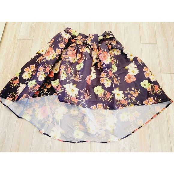 Jasmine 3X Peasant Skirt Size 24/26 Floral Hi-Low Prairie Bubble Charcoal Satiny - Picture 1 of 5